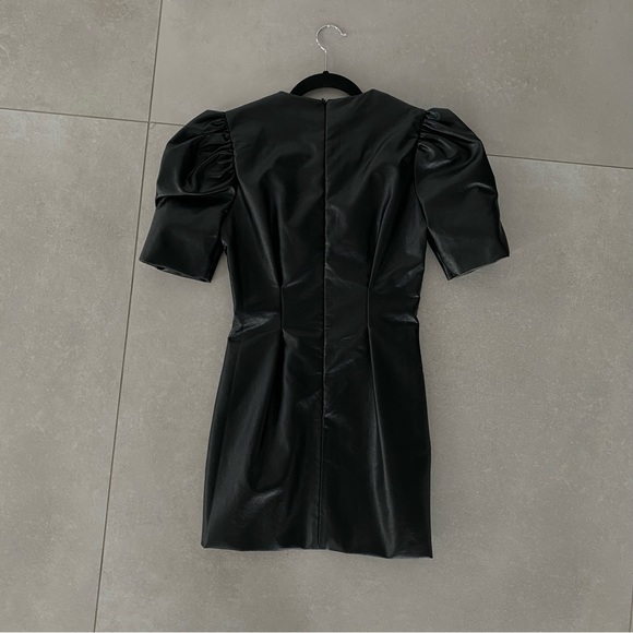 STORETS faux leather cinched waist short sleeve dress - Picture 2 of 4